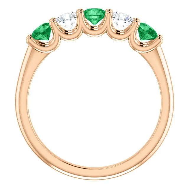 14KT GOLD 0.50 CTW EMERALD & 0.45 CTW DIAMOND 5 STONE BAND