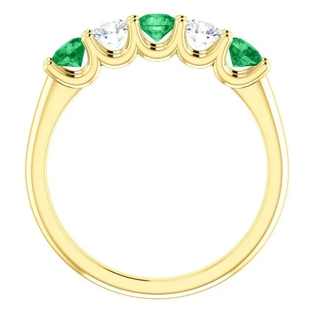 14KT GOLD 0.50 CTW EMERALD & 0.45 CTW DIAMOND 5 STONE BAND