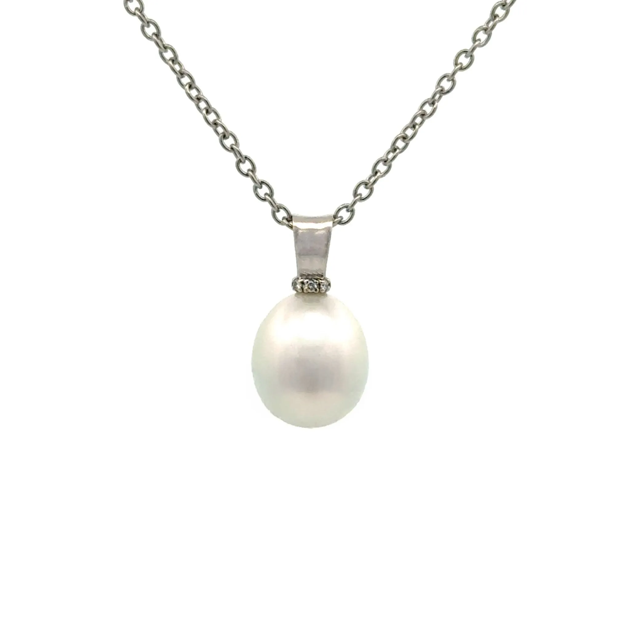 18K White Gold Australian South Sea 10-11mm Cultured Pearl and Diamond Pendant