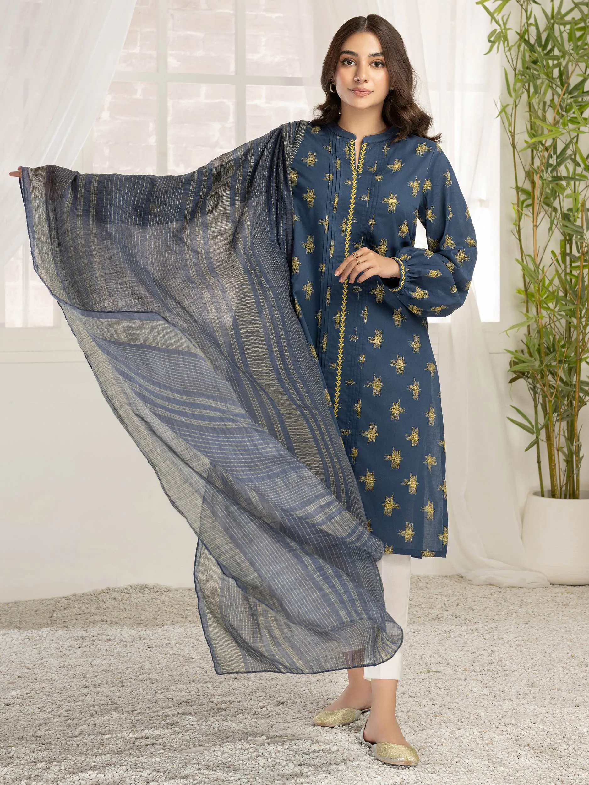 2 Piece Lawn Suit-Printed (Unstitched)