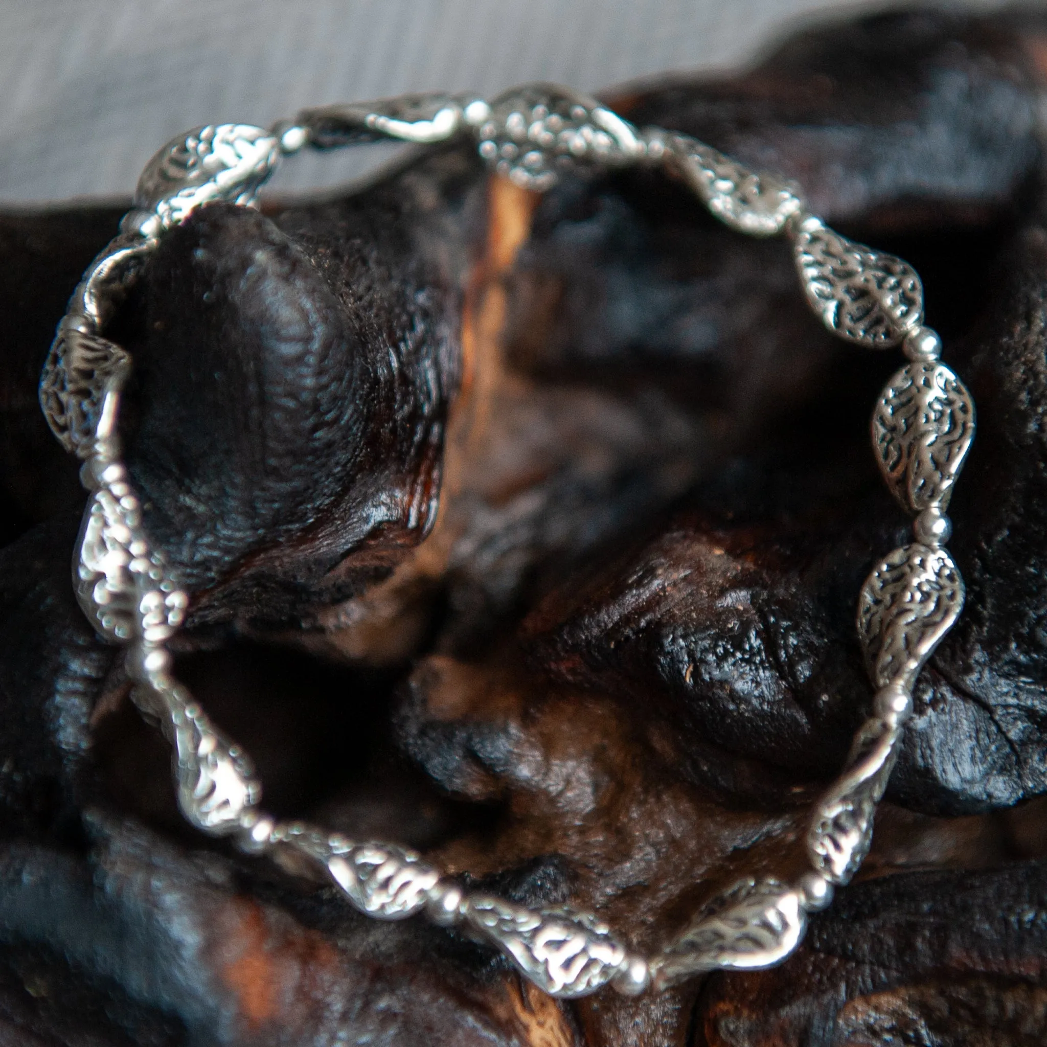 Bali Silver-Plated Stretch Bracelet with Leaf Patterns