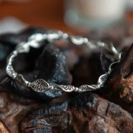 Bali Silver-Plated Stretch Bracelet with Leaf Patterns