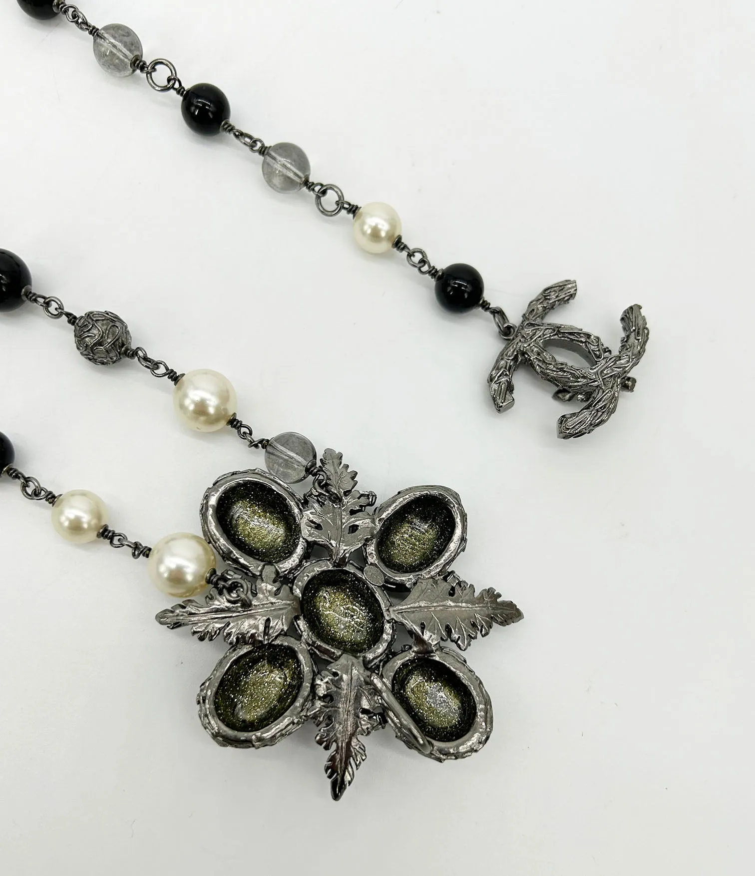 Chanel Beaded Marble Flower Belt Necklace