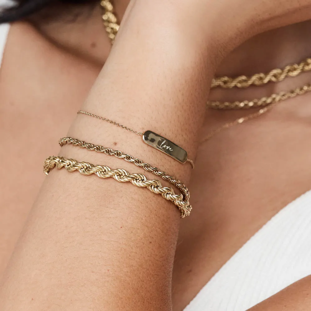 Engravable Bar Bracelet in Gold