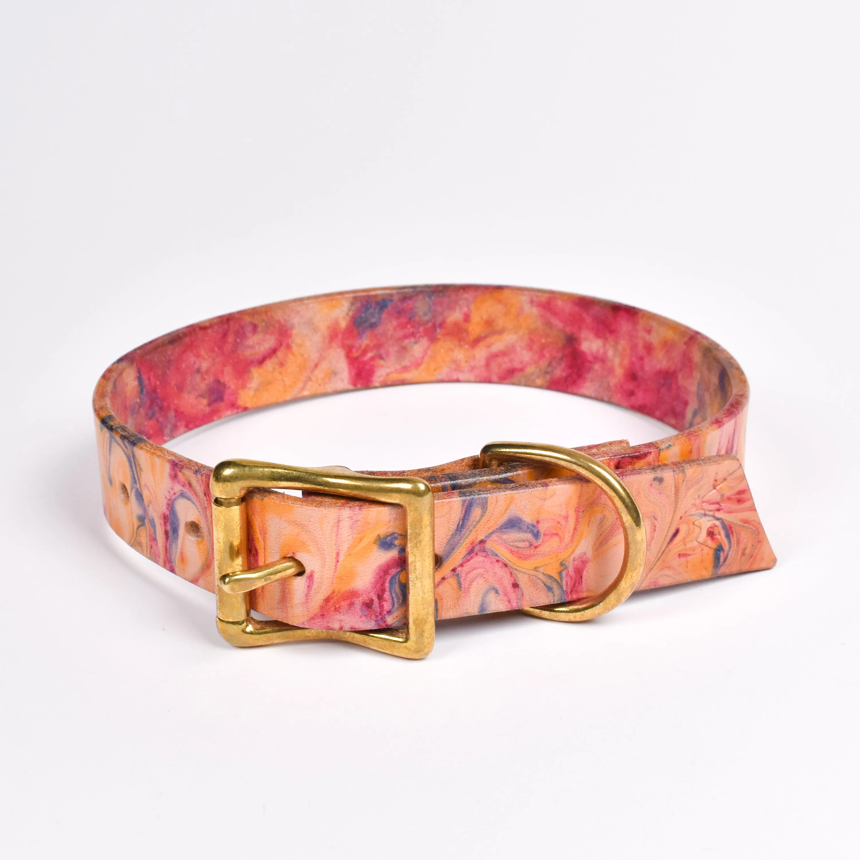 Medium Dog Collar • Marbled Leather