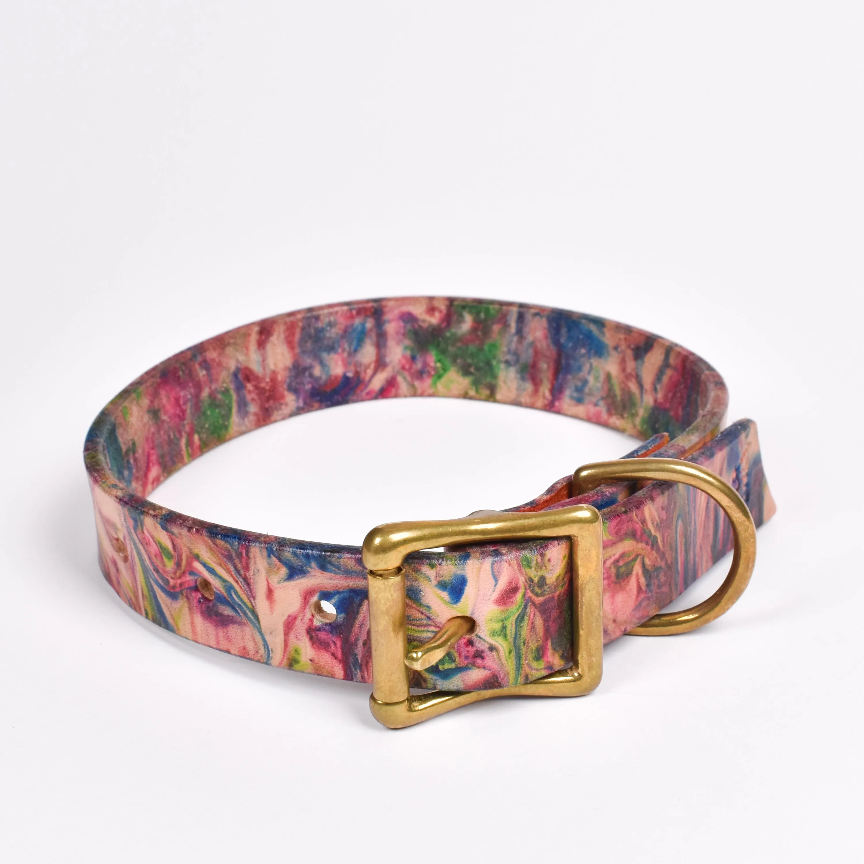 Medium Dog Collar • Marbled Leather