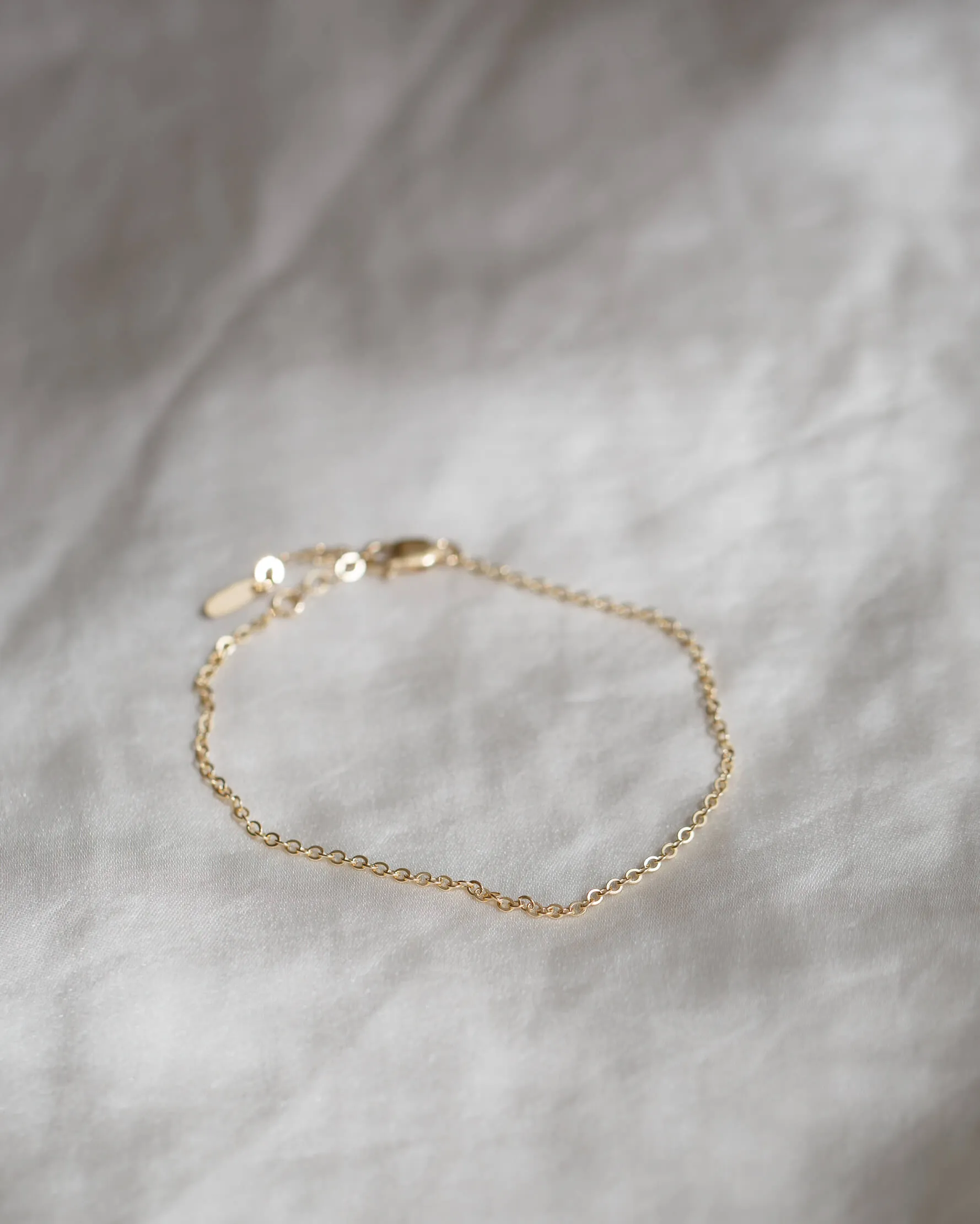 Minimal Cable Chain Bracelet