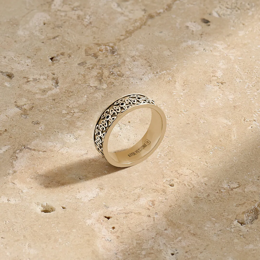 Pave Celtic Band Ring in Gold