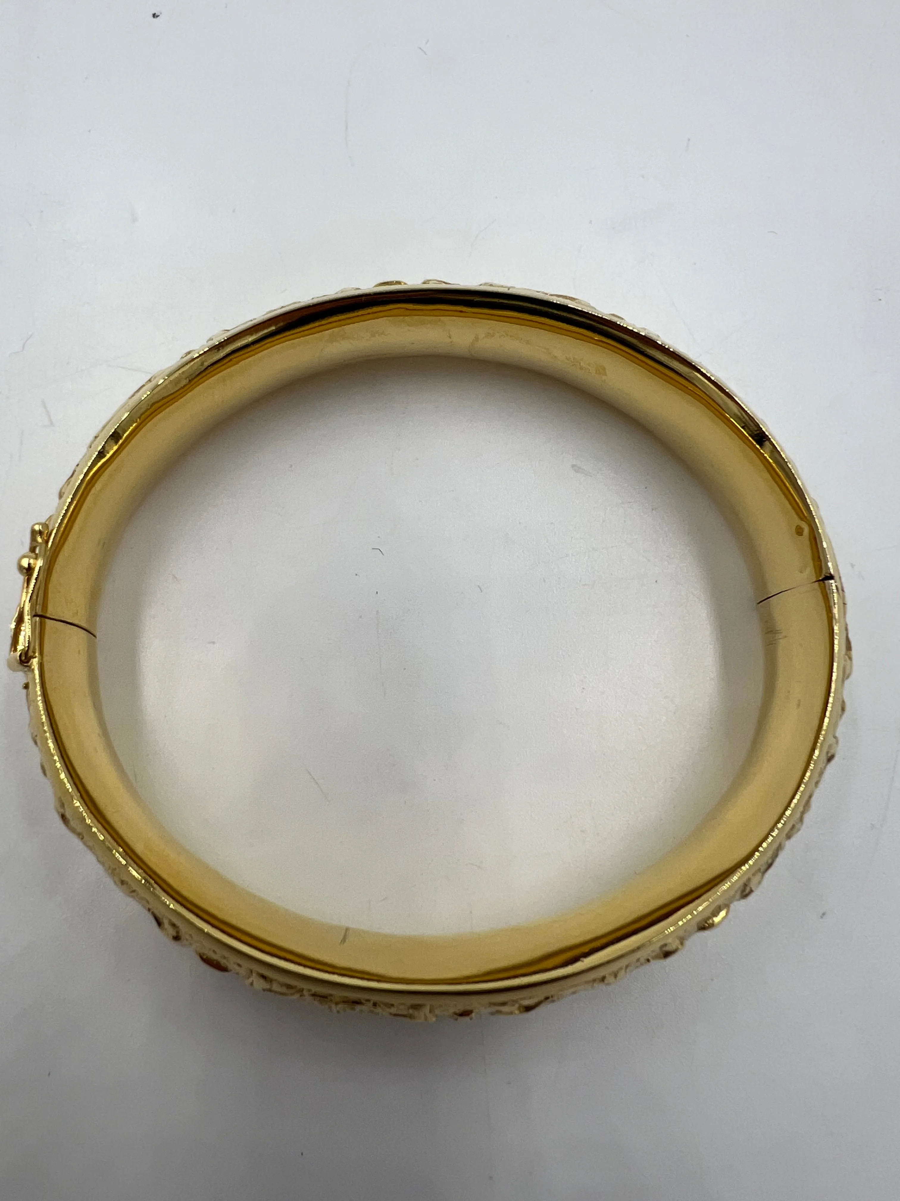 Victorian Egyptian Revival Gold Bangle Bracelet